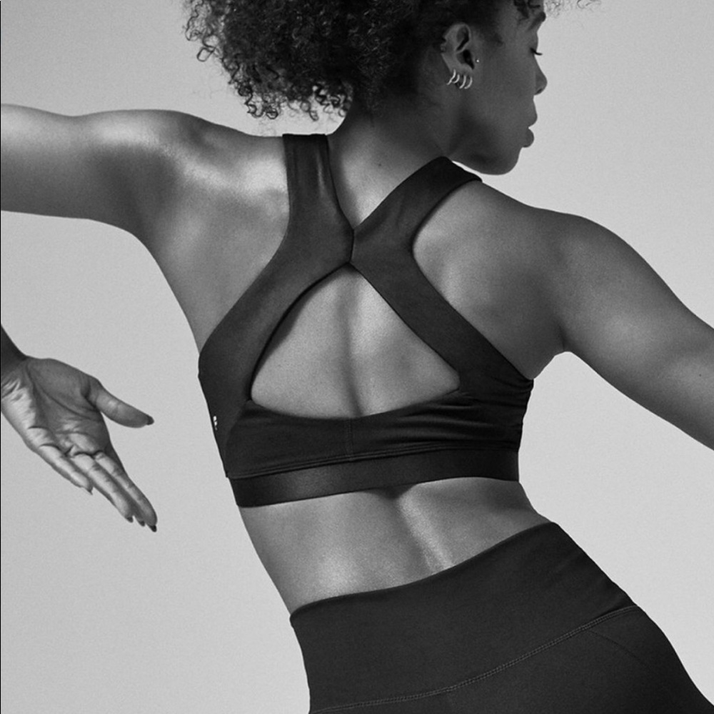 New High Neck Black Fabletics Sports Bra